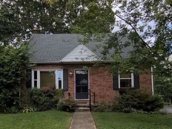 322 Pinehurst Rd, York, PA 17402