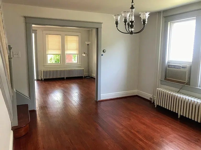 214 Peyton Rd — Photo 2