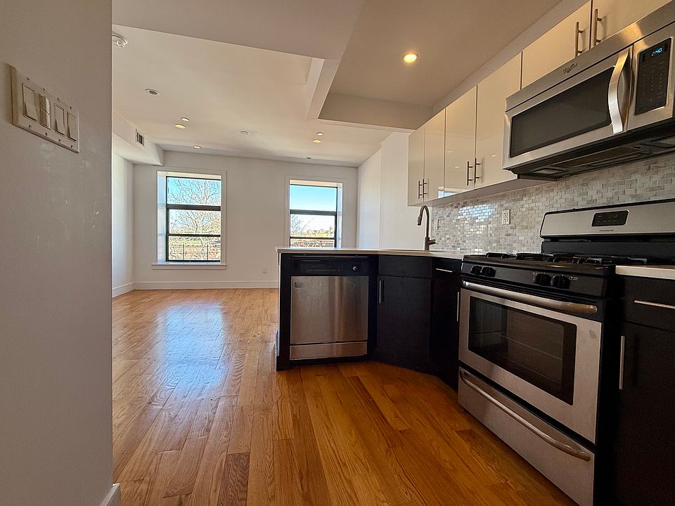 1st image of 142 W 130th St APT 6