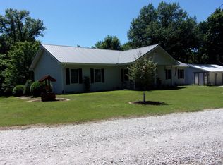 7785 Gray Rd, Alma, IL 62807