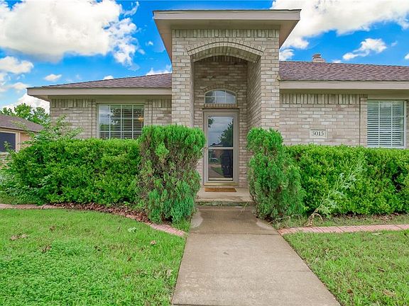 2nd image of 3015 Lance Ln
