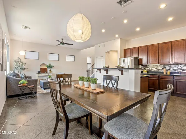494 E Cedarvale Rd, Tucson, AZ 85704