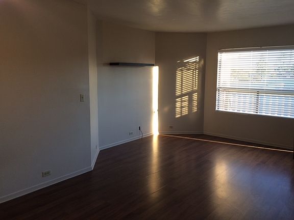 3rd image of 110 Madison Ave