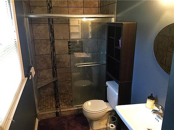 5th image of 2447 Laredo Ct