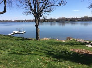 3194 W Owasso Blvd, Shoreview, MN 55126