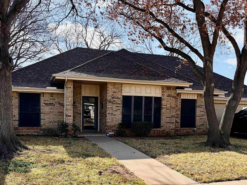 1st image of 3709 Stonegate Dr