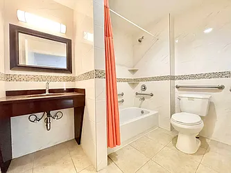 Rented by Century 21 Premier 