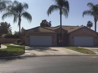 153 Twins Ct, Reedley, CA 93654