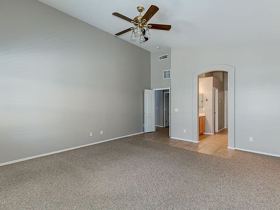 4th image of 712 W Milada Dr