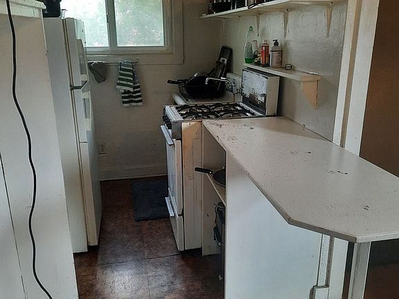4th image of 715 Arapahoe St APT B