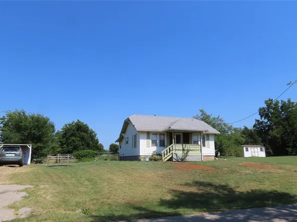 624 S Hazel St, Guthrie, OK 73044