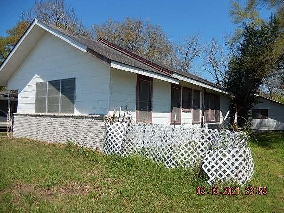 2nd image of 316 E Post Office St