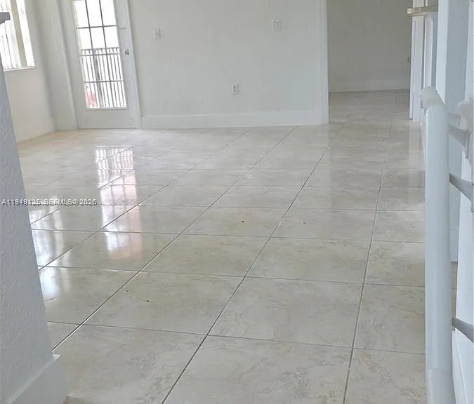 2101 Belmont Ln #2101 — Photo 1