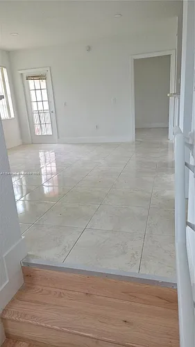 2101 Belmont Ln #2101 Photo 1