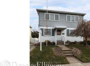 5011 189th St, Fresh Meadows, NY 11365