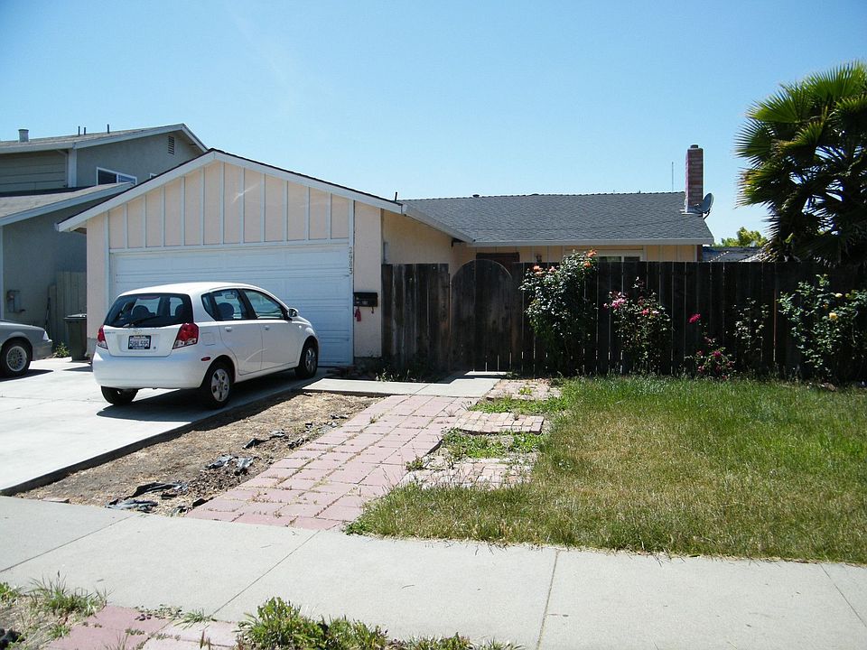 1st image of 2983 Bradbury Dr