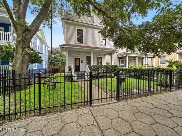 1421 N MARKET Street N, Jacksonville, FL 32206