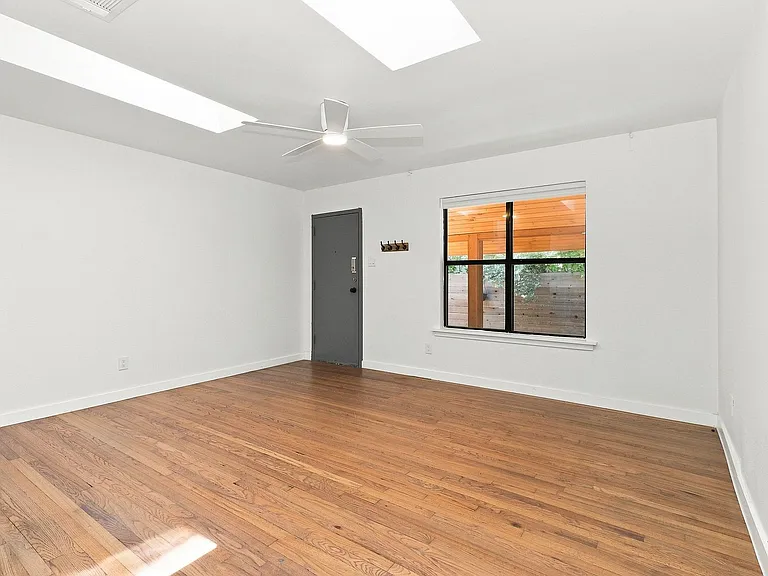 3507 Vineland Dr — Photo 1