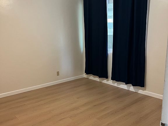 5th image of 7420 Fulton St