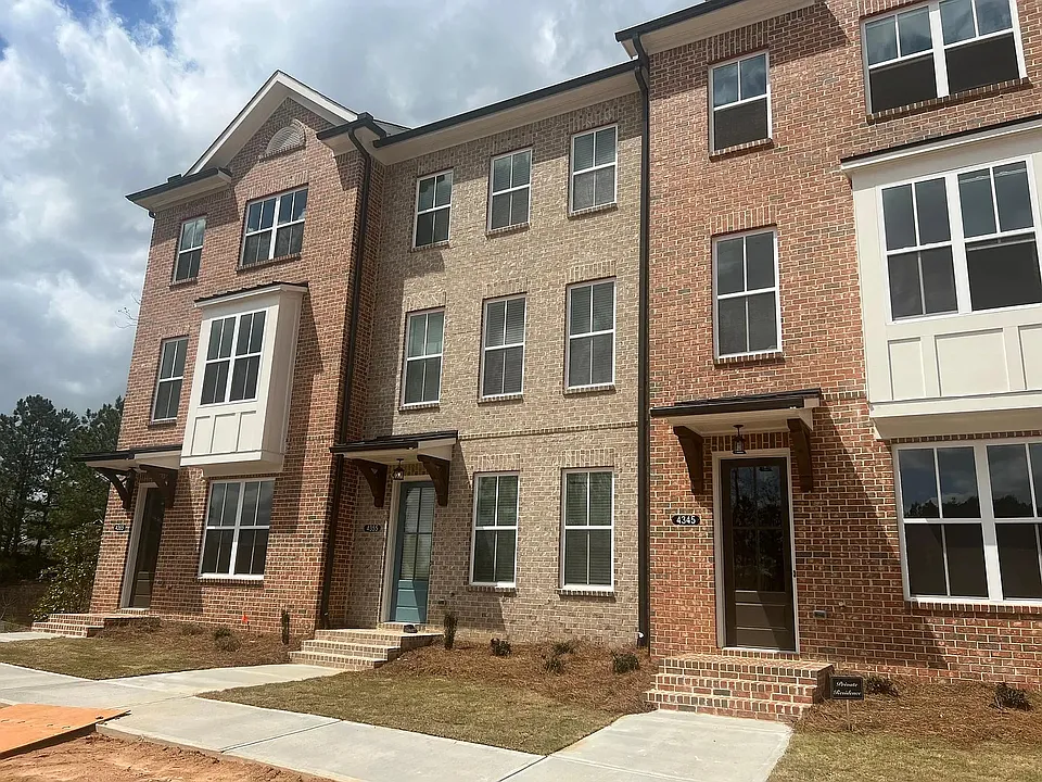 4355 Sims Park Overlook