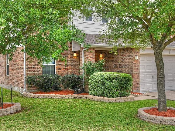 4th image of 18203 Fair Grange Ln