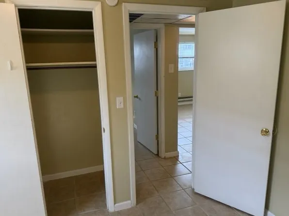 1178 Grand Terrace Dr #6, Fenton, MO 63026