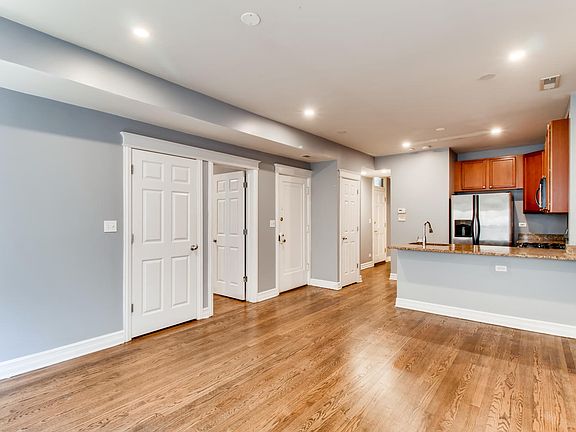 4th image of 4619 N Paulina St APT 1B