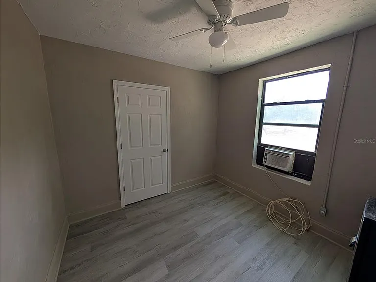 401 Colonia Ln E #8 — Photo 9