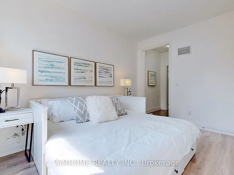 780 Sheppard Ave E #28 — Photo 16