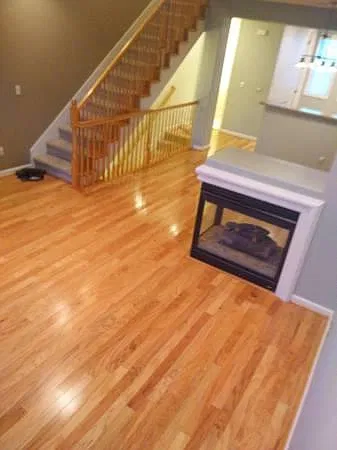 3 bed, 2.5 bath, 1634 sqft, $3,745 — Photo 4