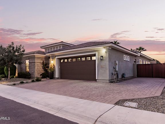 3rd image of 2190 E AQUARIUS Place