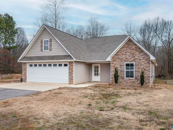 3789 Lovvorn St, Gadsden, AL 35903