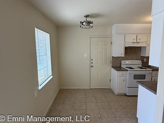 5th image of 1504 Buckley Dr