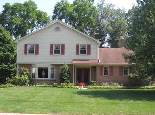 576 Laurel Ln, Lancaster, PA 17601
