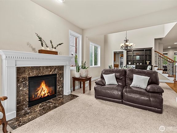 3rd image of 8610 Leitz Avenue SE