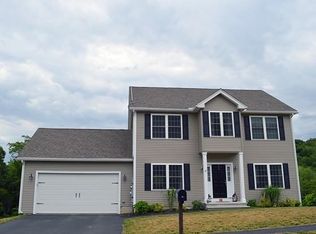 18 Magnavista Dr, Haverhill, MA 01830