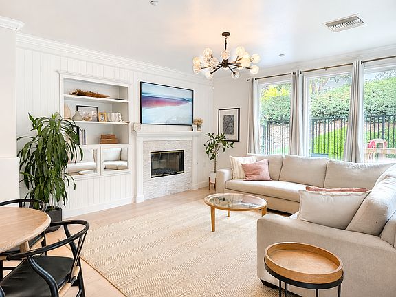 5th image of 2 Minford Cir