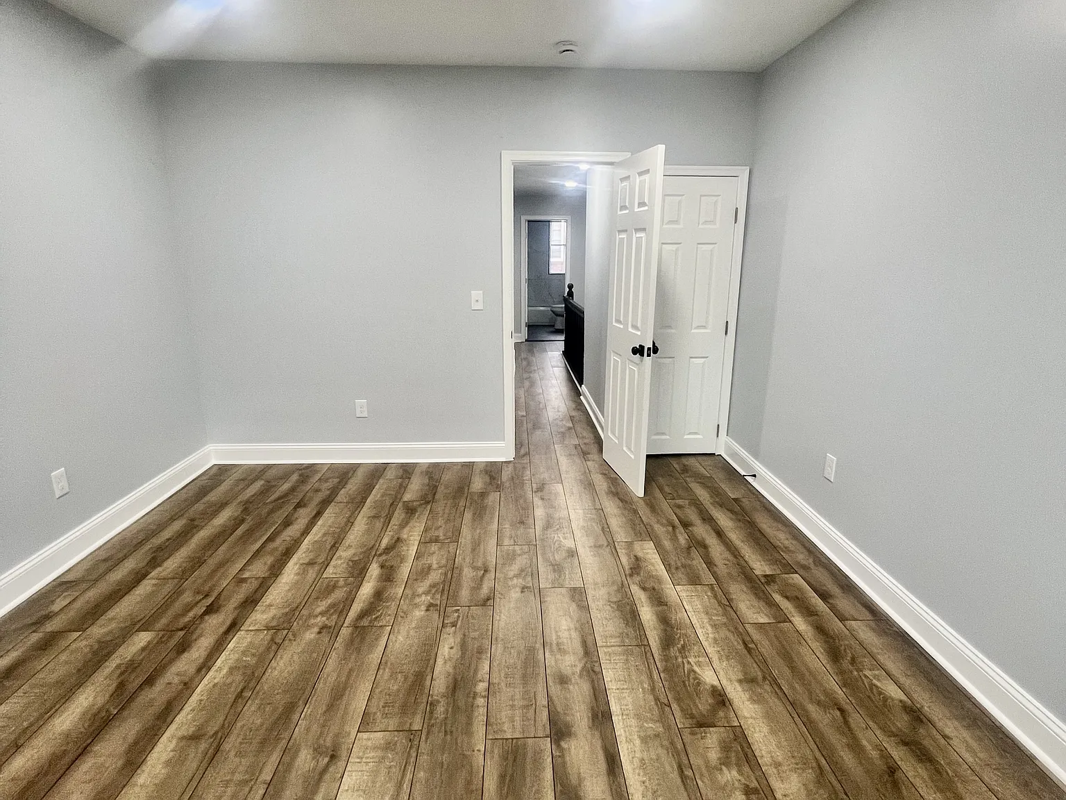 2431 McElderry Street - - — Photo 4
