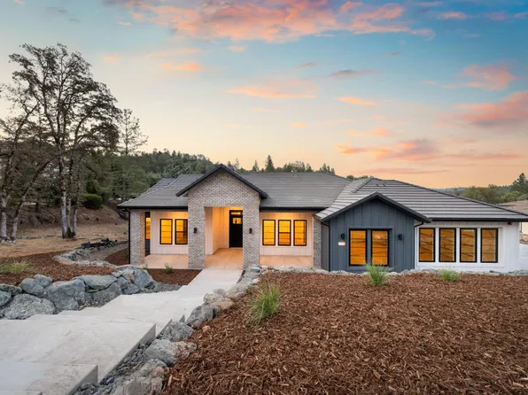 13016 Austin Forest Cir, Auburn, CA 95602