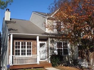 9325 Glenwater Dr, Charlotte, NC 28262