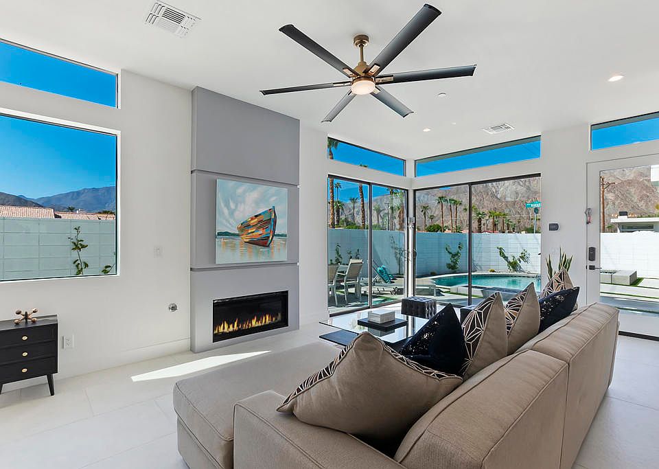 1st image of 51710 Avenida Navarro