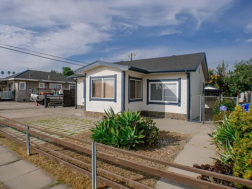 2924-2932 Suncrest Dr Photo 1