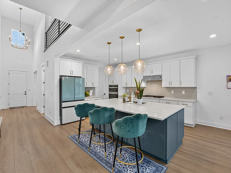 5868 Santa Cruz Point — Photo 17