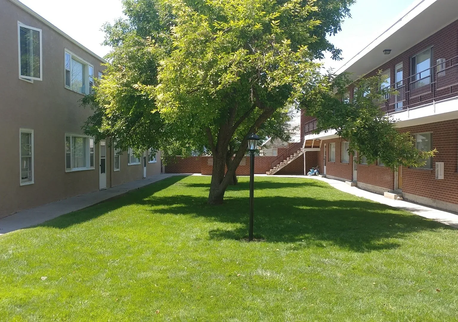 Gooder Apartments — Photo 1