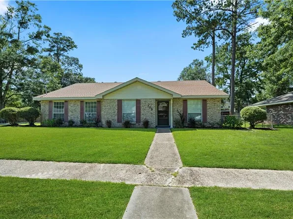 125 Chestnut St, Mandeville, LA 70471