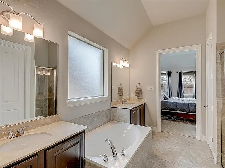 11709 Parade Dr — Photo 57