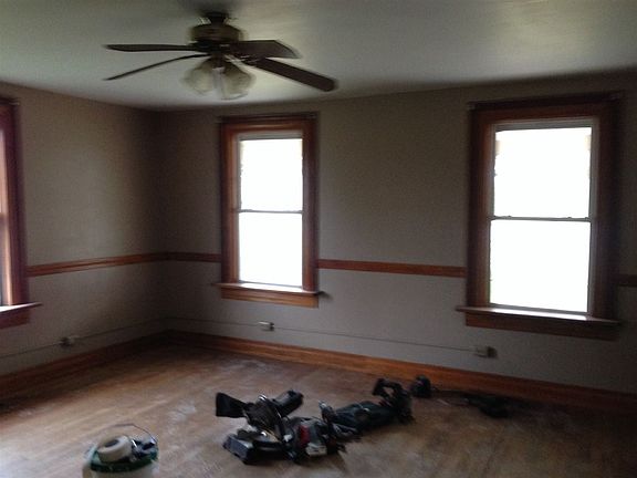 3rd image of 2208 Cr 14