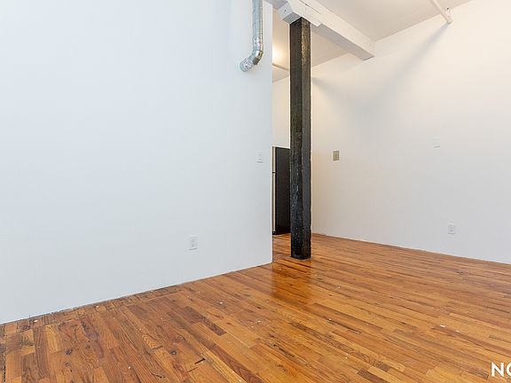 4th image of 476 Jefferson St APT 408