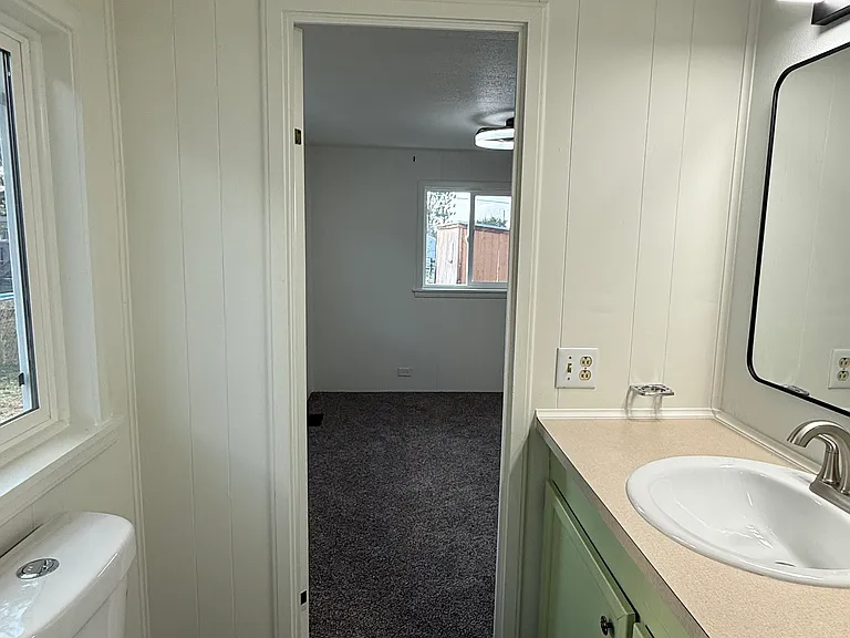 635 Washington Ave — Photo 19