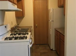111 N Eagle St APT 7, Oshkosh, WI 54902
